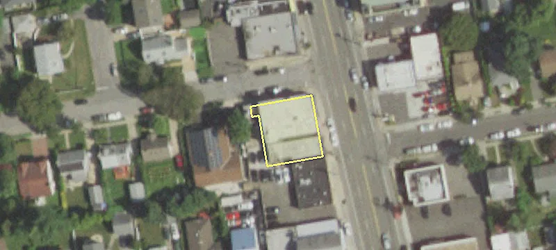 949 Willis Ave