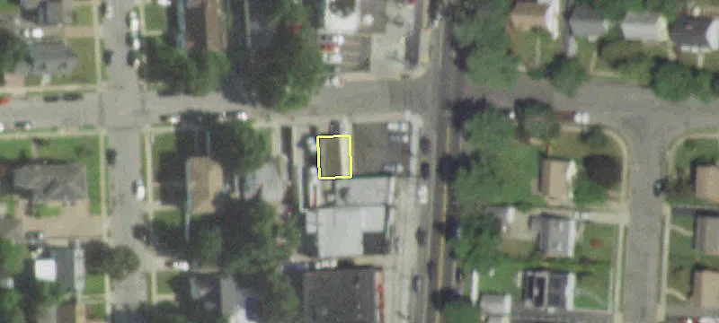332 Uniondale Ave