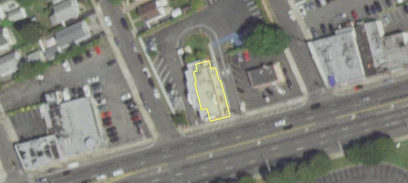 511 Old Country Rd