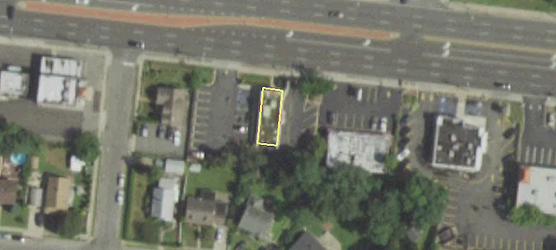 2430 Hempstead Tpke