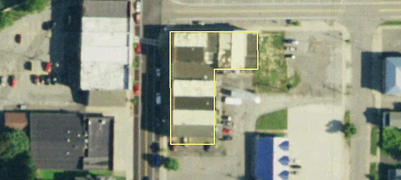 23 Main St