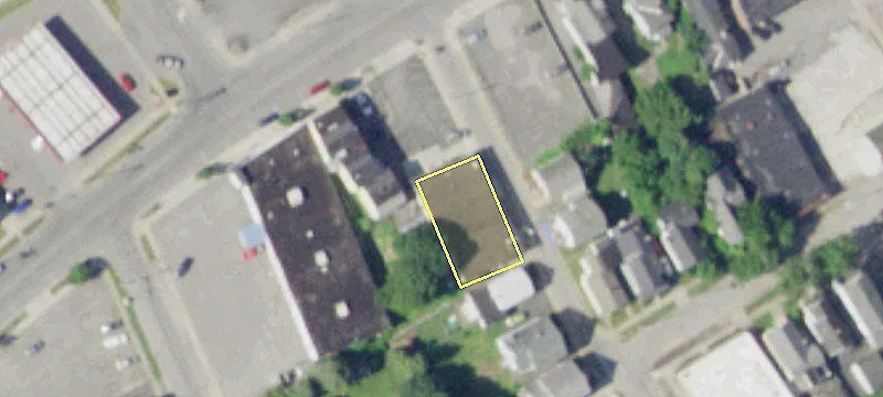 123 Mohawk St