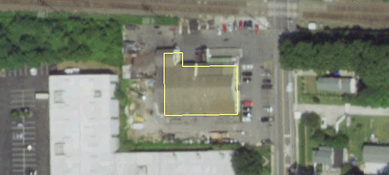 182 Cherry Ave