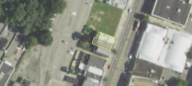 2420 Grand Ave