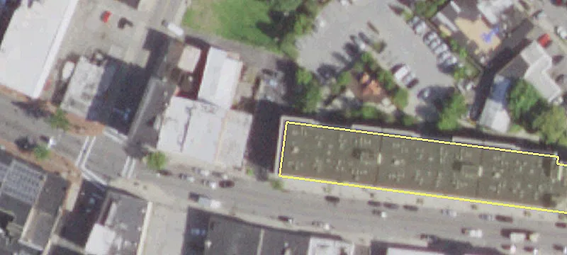 413 Main St