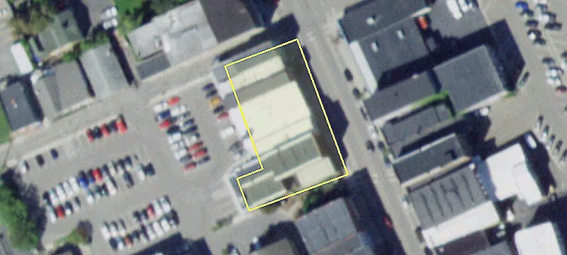 132 Main St