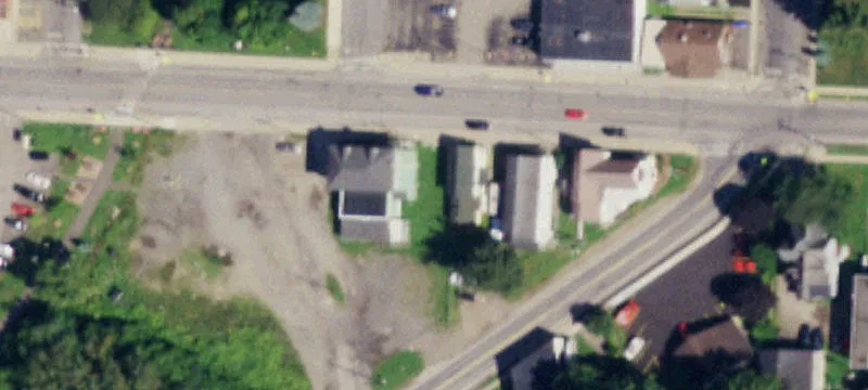 206 Main St