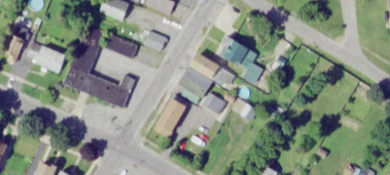 909 Tilden Ave