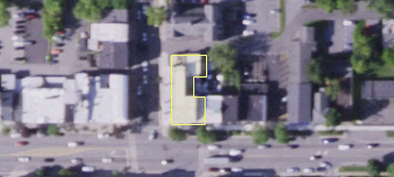 79 Albany St