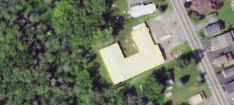 7058 Lakeshore Rd