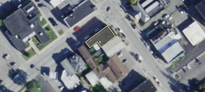 129 Main St