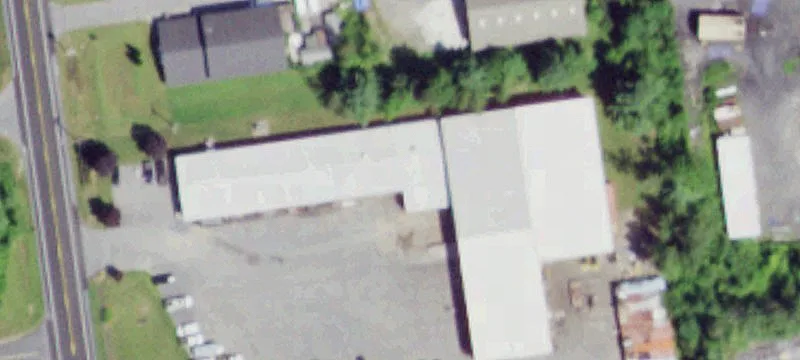 582 Queensbury Ave