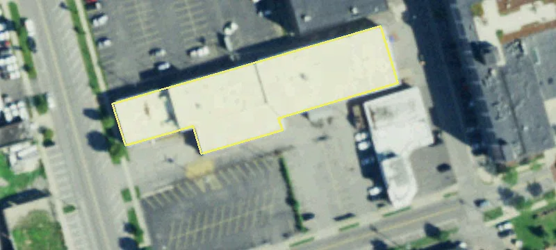 27 Main St