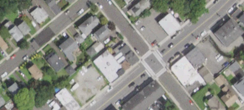 126 Halstead Ave