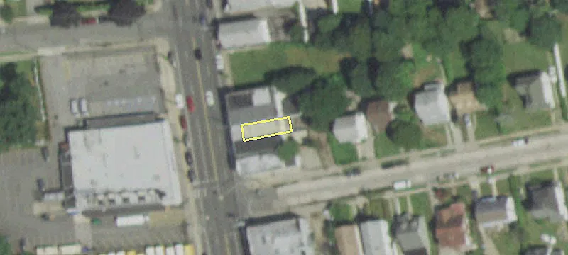 304 Main St