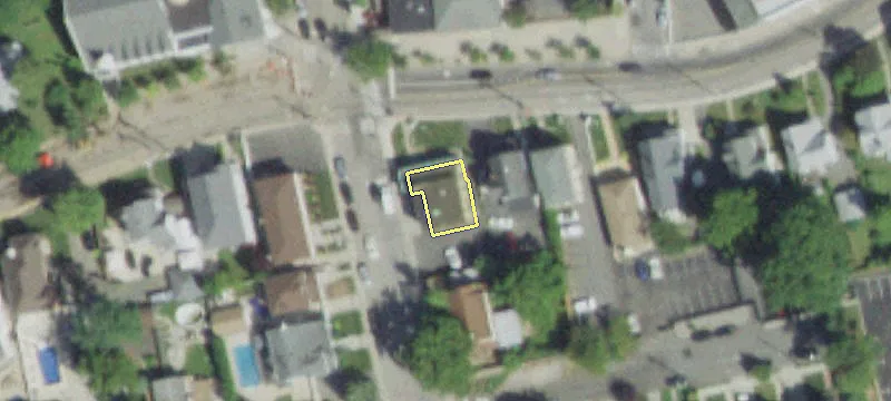 55 Lindenwood Rd