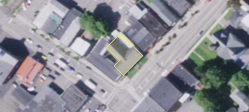 4 Main St