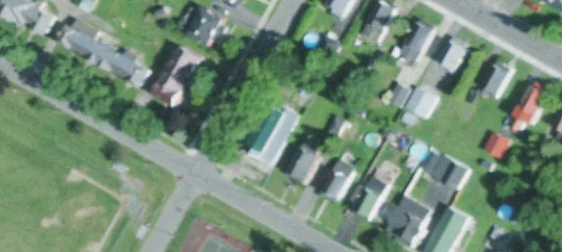 66 Woodlawn Ave