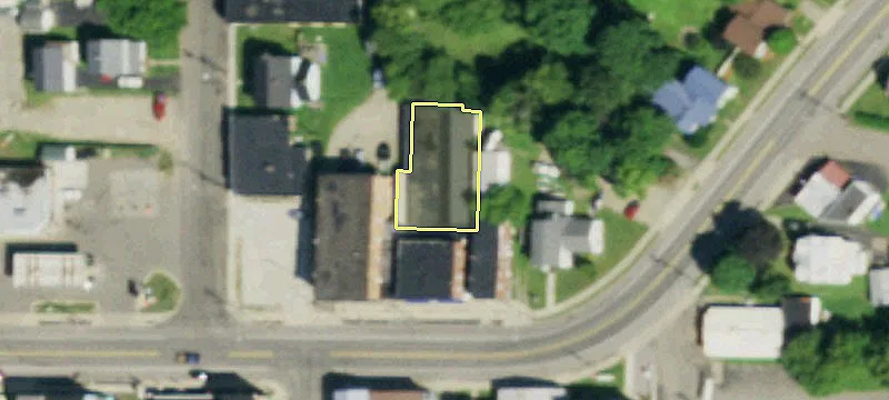 18 Main St