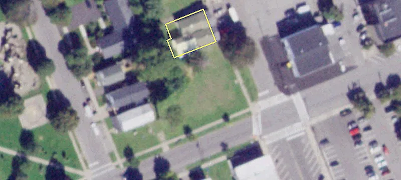 33 Cayuga St
