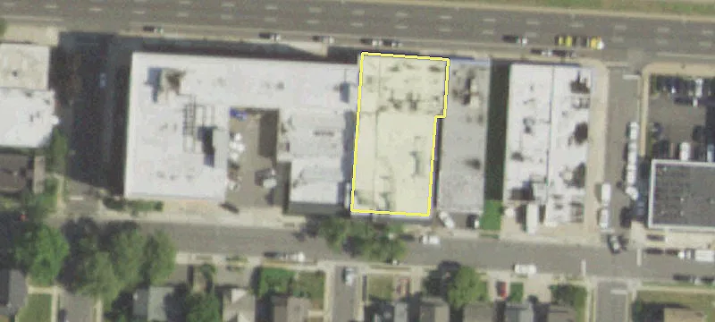 484 Sunrise Hwy
