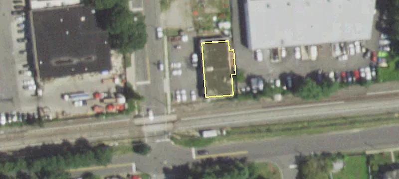 2451 Pond Rd