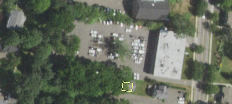 80 Maple Ave