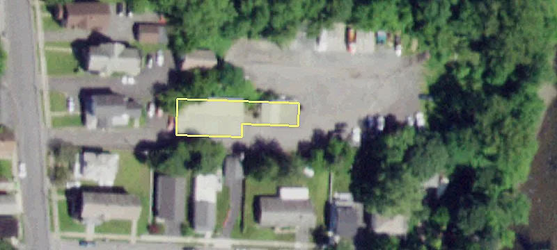 192 Main St