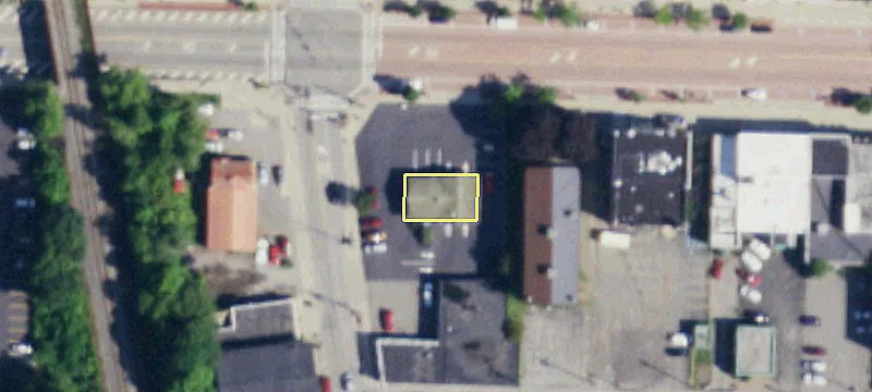 635 Main St