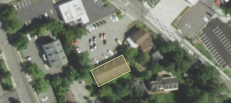 128 Old Town Rd