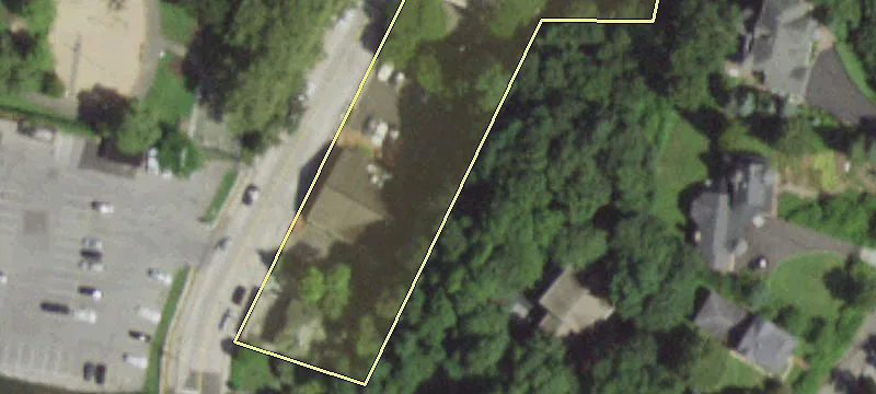 75 Woodbine Ave