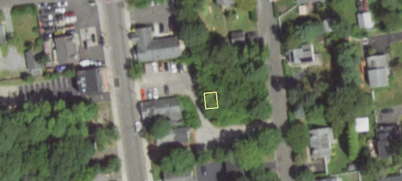 369 Lk Ave