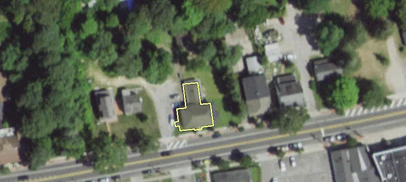 108 Montauk Hwy