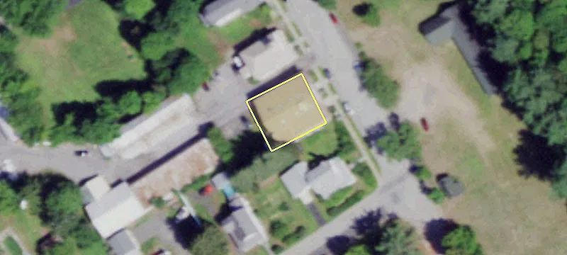 103 Hand Ave