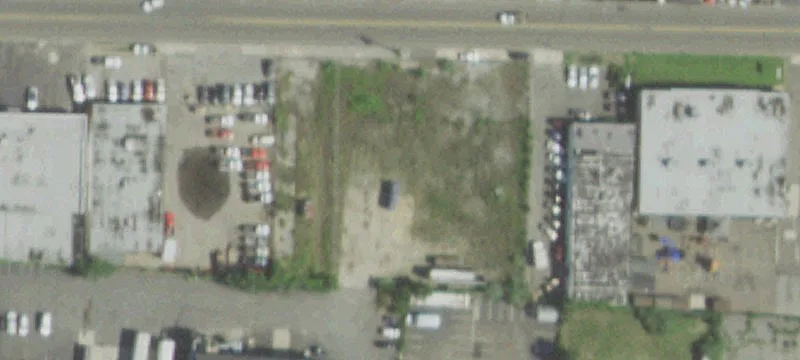 82 Milbar Blvd