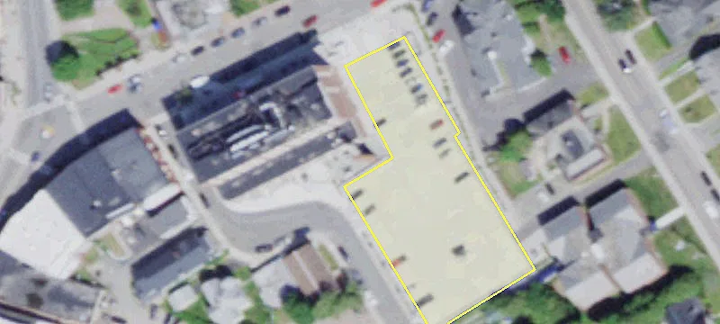 100 Main St