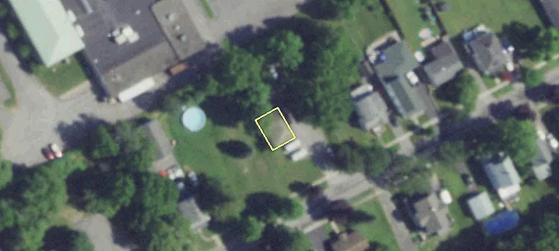 60 Perry Pl