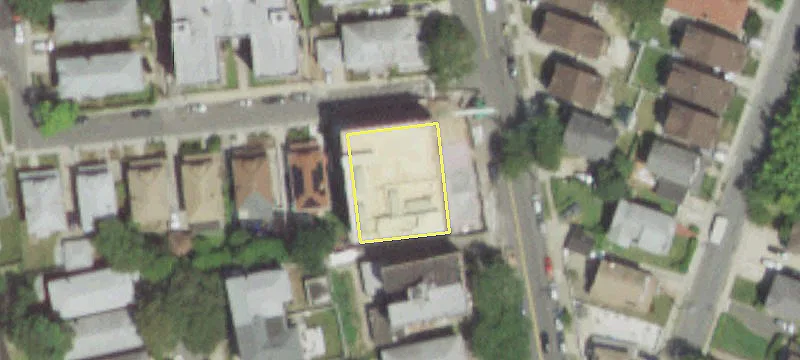 1045 Bch 9th St