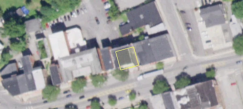 569 Main St