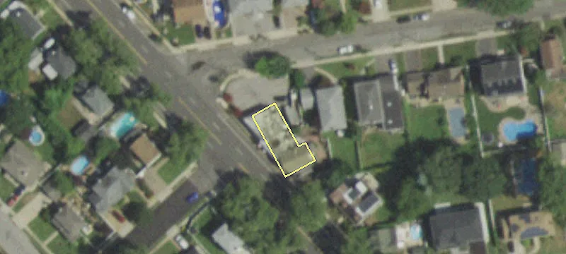 1069 Bellmore Ave