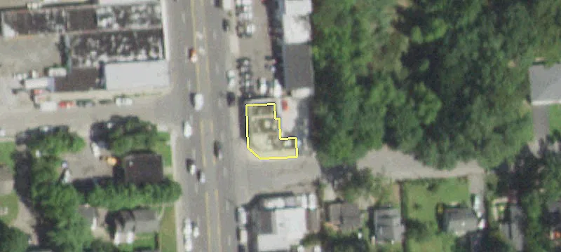 213 Medford Ave