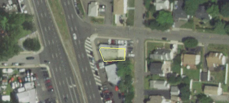 600 Hicksville Rd