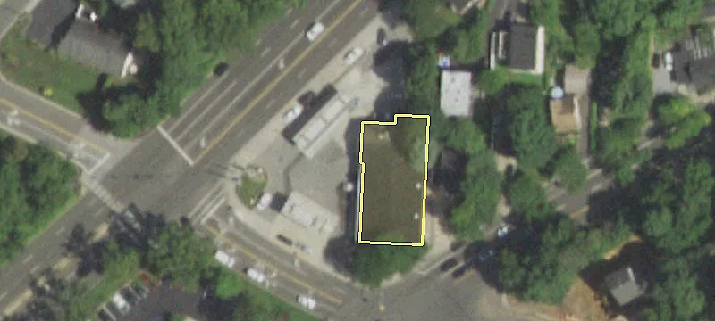 1087 Northern Blvd
