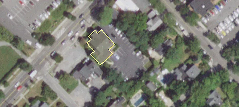 112 Country Rd