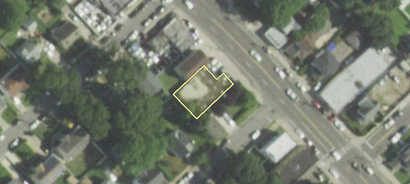 814 Nassau Rd
