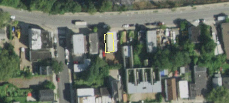772 Richmond Ter