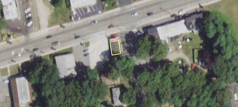 1484 Montauk Hwy