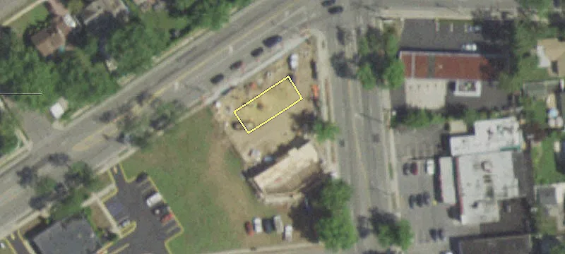 865 Carman Ave
