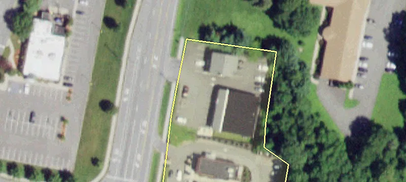 593 Troy Rd