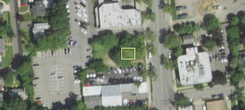 756 Middle Nck Rd